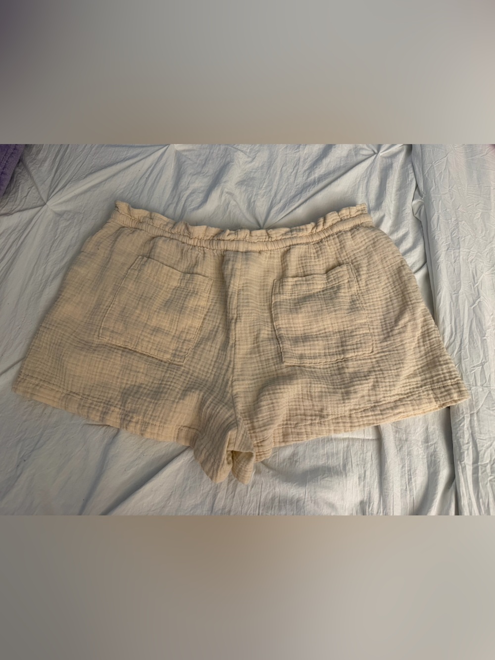 Universal Thread Cream Shorts - Picture 2 of 3